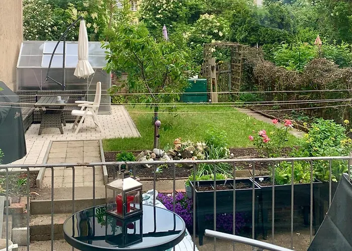 Erdgeschoss-wohnung Mit 2 Schlafzimmern, Balkon Und Parkplatz Lejlighed Erfurt