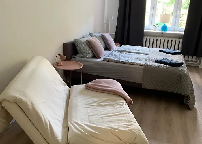 Erdgeschoss-wohnung Mit 2 Schlafzimmern, Balkon Und Parkplatz Appartement